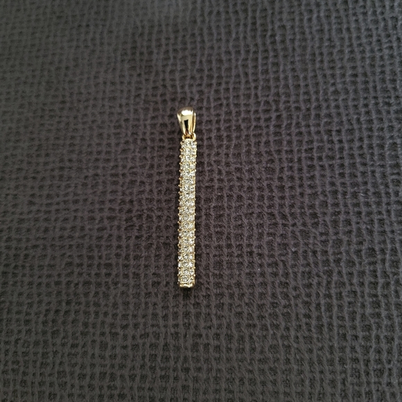 Vertical↕️ Bar Pendant with Pave Crystals💎 - Picture 15 of 15